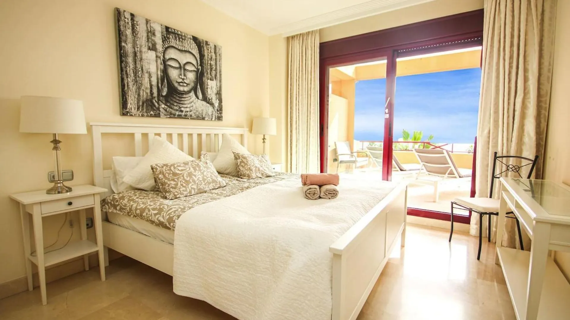Penthouse Estepona Great Sea Views & Beach Access 0*,
